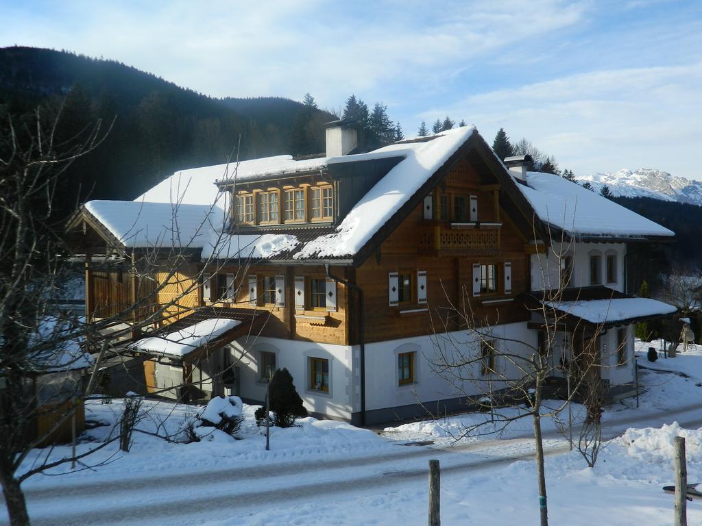 Reiters-Ferienhaus Russbach am Pass Gschütt Exterior foto