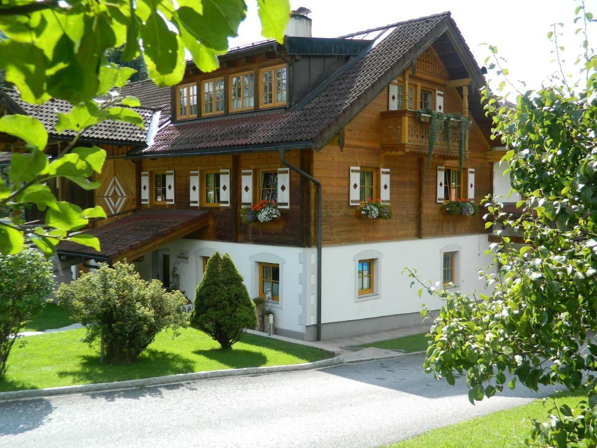 Reiters-Ferienhaus Russbach am Pass Gschütt Exterior foto