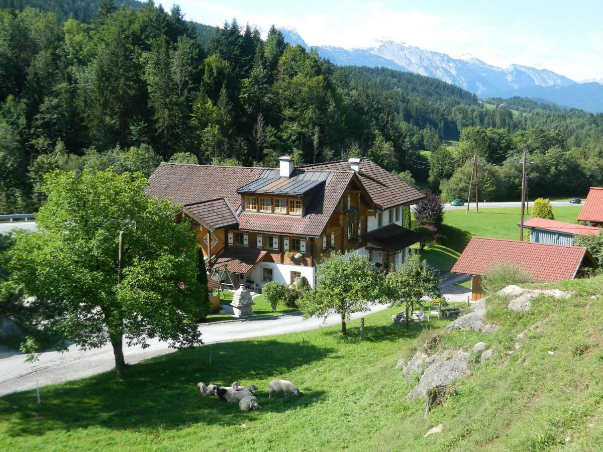 Reiters-Ferienhaus Russbach am Pass Gschütt Exterior foto